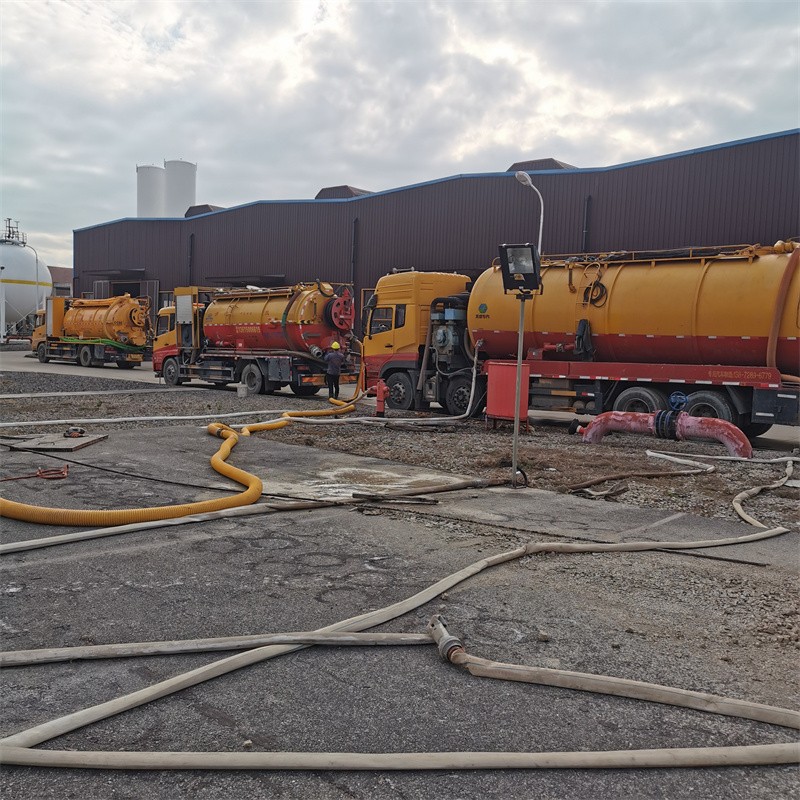 商南污水池清理