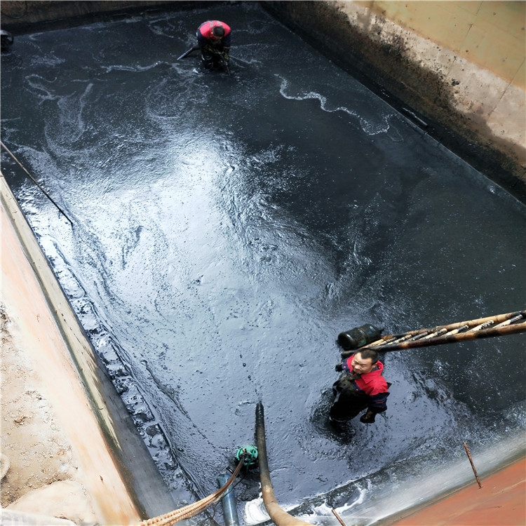 商南废水池清理